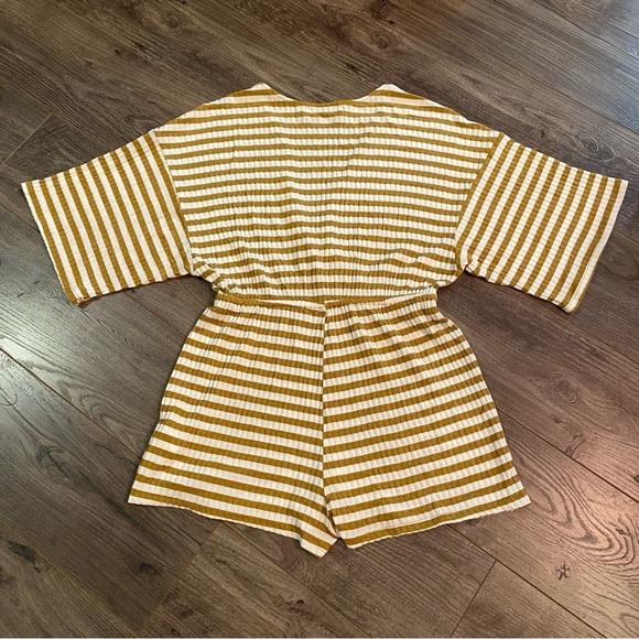 Urban Outfitters romper rib knit maize surplus stripe romper medium - Picture 5 of 13